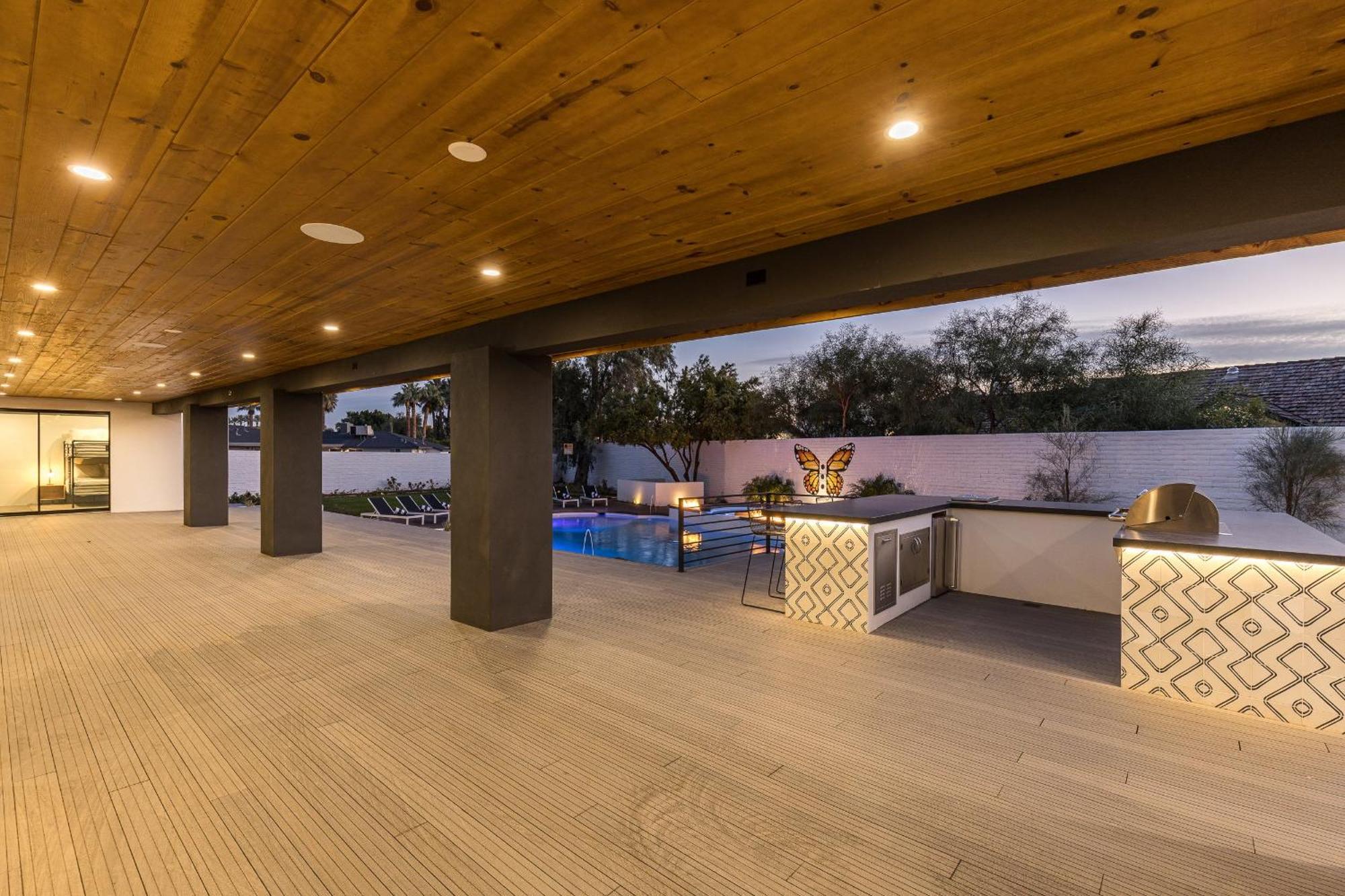 Luxury Micro-Resort, Theater, Sauna, Heated Pool Phoenix Kültér fotó